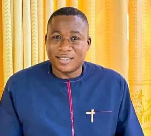 Read more about the article Ask Nigerian Govt To Remove Me From Wanted List, Unfreeze My Accounts – Igboho Begs Ooni Of Ife