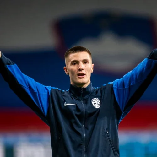 Read more about the article Benjamin Sesko Pictured With Agent Flying To Manchester Ahead of £66m Man Utd Transfer