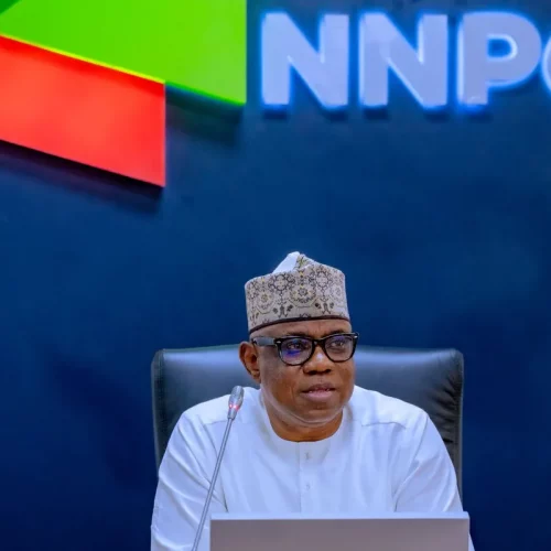 Read more about the article Dangote: Ojulari Pledges to Revive NNPC’s Refineries, Position Them For Optimum Performance