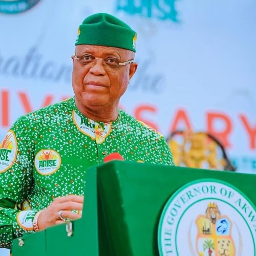 Read more about the article Governor Eno Faults Aides Over ‘Stipend’ Tag On N1m Monthly Pay