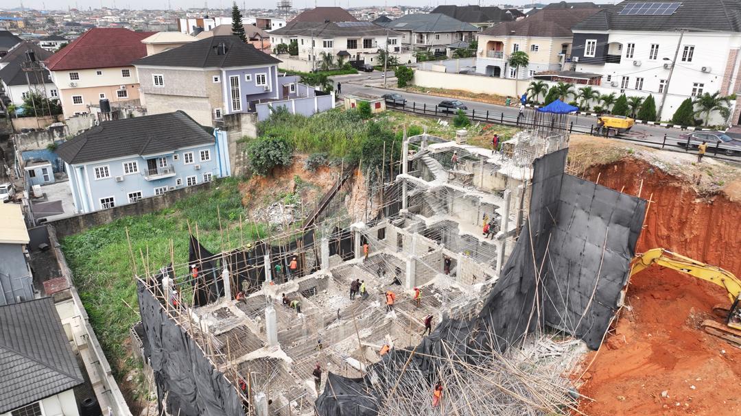 You are currently viewing Magodo II Residents Accuse Lagos Officials Of Aiding Illegal Construction, Petition Sanwo-Olu