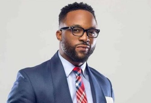 Read more about the article Iyanya To Reward Nurse N500,000 For Defying Strike