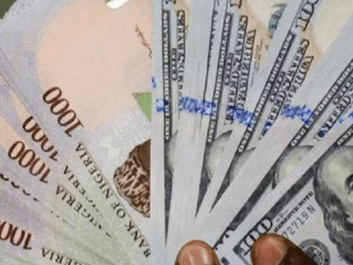 Read more about the article Naira Sinks In Black Market, U.S Dollar Posts Best Month In 2025