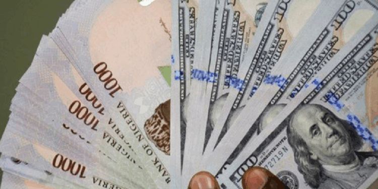 You are currently viewing Naira Sinks In Black Market, U.S Dollar Posts Best Month In 2025
