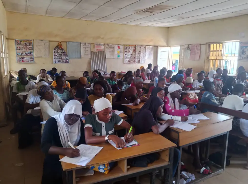 You are currently viewing Nigerians Urged To Complement Govt Effort To Bridge Education Gap