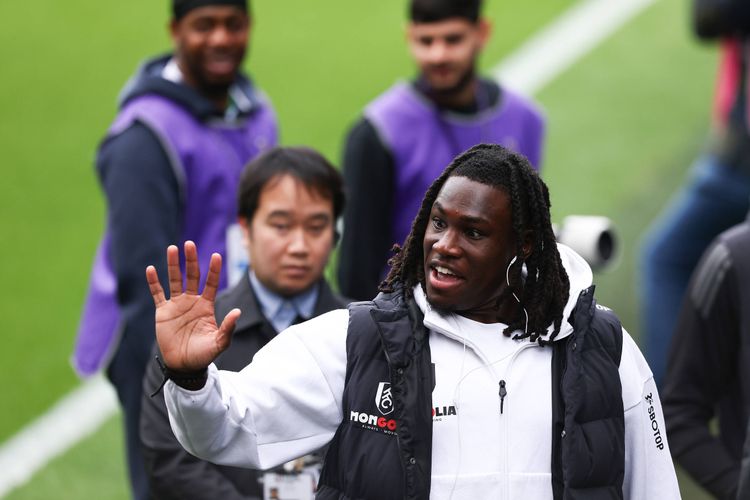You are currently viewing Tip For Eric Chelle? Fulham Boss Lauds Calvin Bassey’s Performance In New Role