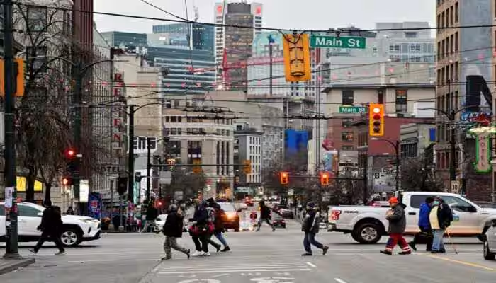 You are currently viewing Canada Opens New PR Path – Get A Job In These 118 Companies For Guaranteed Residency
