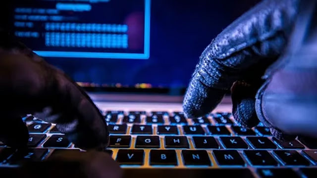 You are currently viewing Kuwait Dismantles Nigerian Cybercrime Ring Targeting Telecom Towers And Banks