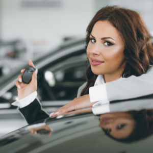 things middle class people splurge on that actually keep them from building wealth 768x403 1