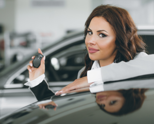 Read more about the article 8 Things Middle Class People Splurge on That Actually Keep Them From Building Wealth
