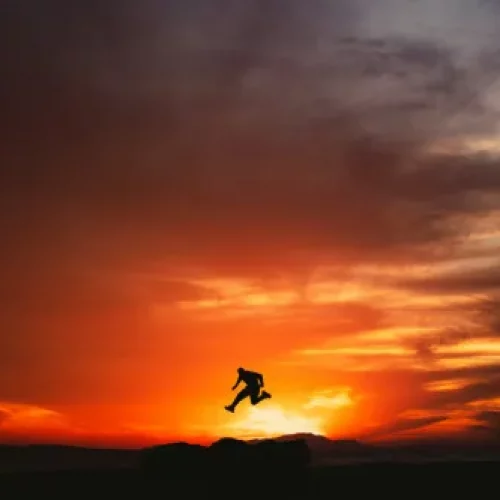 10 Choices in Life We Will All Regret in 10 Years (If We Aren’t Mindful)
