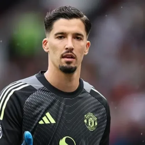 Bayindir Keeps Man Utd Spot After Lammens’ Arrival