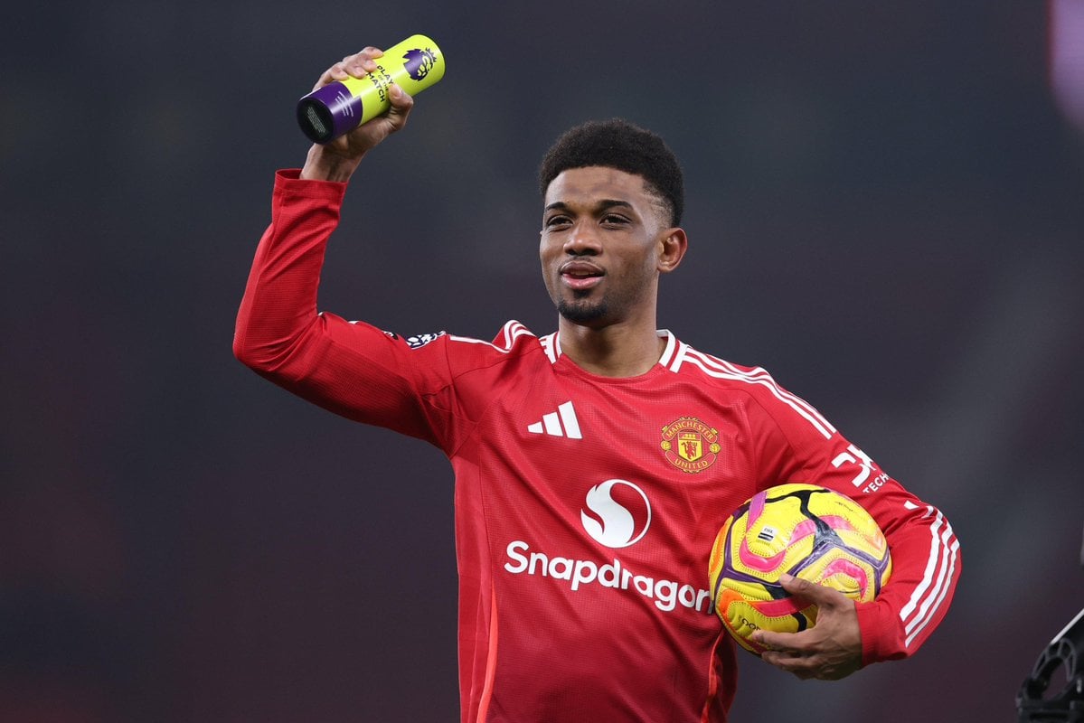 You are currently viewing EPL: Amad Returns to Ivory Coast After Death of Family Member
