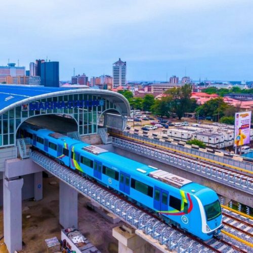 Read more about the article Sanwo-Olu Celebrates Blue Line’s Second Anniversary, Slashes Fares by 50%