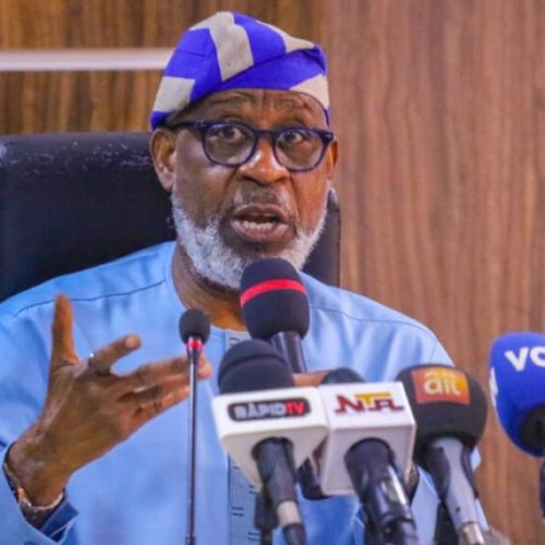Read more about the article Minister Announces Revocation of 1,263 Mineral Licences, Defaulters to Face EFCC