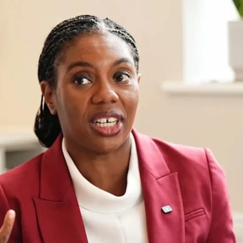 Read more about the article Badenoch Insists She Received Stanford Offer After Report Cast Doubt on Claim