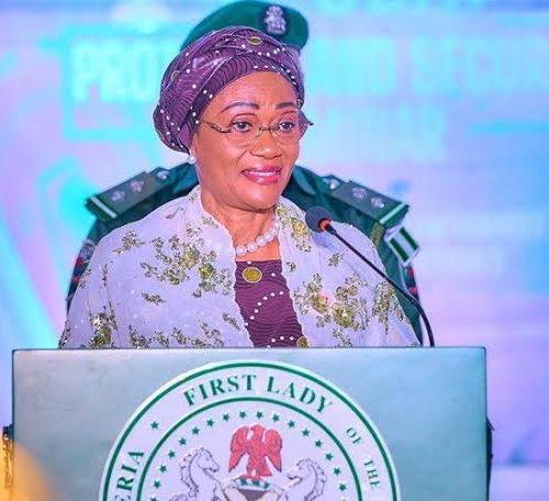 Read more about the article Tinubu’s Wife Asks Nigerians to Fund National Library as Birthday Gift