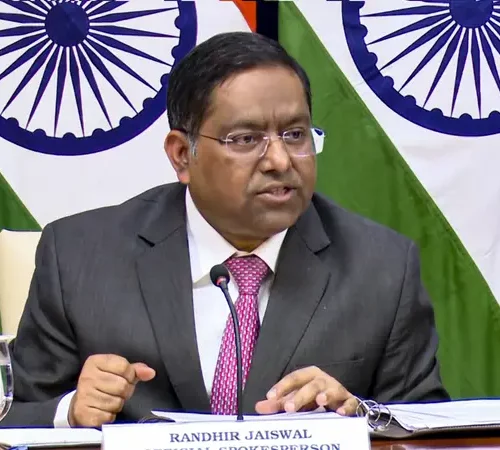 Read more about the article India Says H-1B Visa Price Hike ‘Likely to Have Humanitarian Consequences’