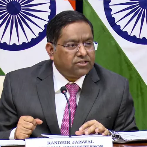India Says H-1B Visa Price Hike ‘Likely to Have Humanitarian Consequences’