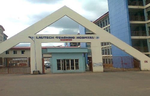 Read more about the article LAUTECH Nurses, Midwives Begin Indefinite Strike Over Minimum Wage