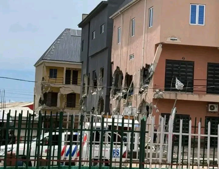 You are currently viewing Heavy Security as Lagos Demolishes Over 19 Buildings at Trade Fair Complex