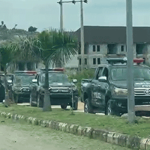 FCTA Stops Over 30 Illegal Constructions at River Park Estate, Cites Planning Violations
