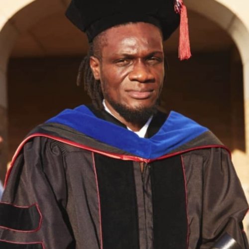 Read more about the article Nigerian Mathematician Sets New Standard in Knot Theory Research