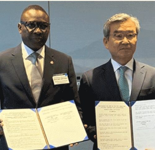 Read more about the article EFCC, Korean National Police Agency Sign MoU On Tackling Financial Crimes
