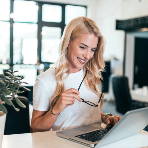 Read more about the article The Art of Delayed Gratification: 7 Mental Strategies That Help Successful People Resist Temptation