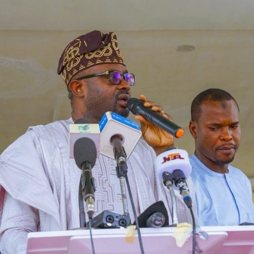 Read more about the article FG Declares Friday Public Holiday for Eid-ul-Mawlid