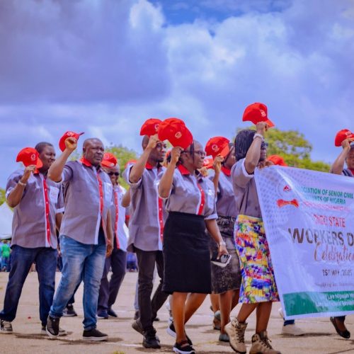 Read more about the article Ondo Workers Demand N256,950 Minimum Wage
