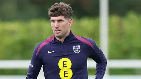 Read more about the article Injured Stones Pulls Out of England Squad
