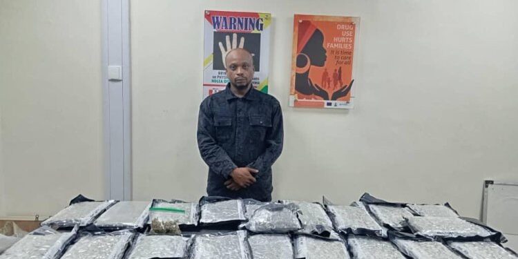 You are currently viewing NDLEA Dismantles International Drug Cartel, Arrests 3 Leaders, Seizes N5.3billion Worth of Cocaine