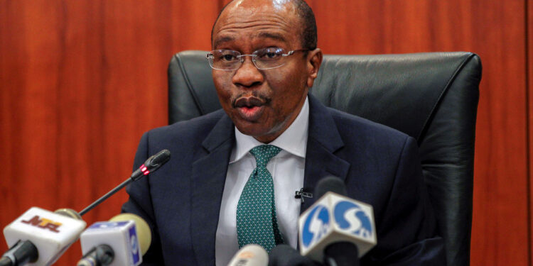 Godwin Emefiele 750x375 1