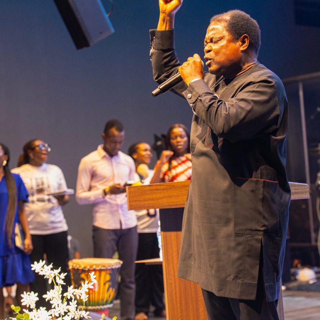 The Fathers’ Anointing: A Defining Night at Hallelujah Challenge As Pastor Wole Oladiyun Ministers 9 IMG 20251030 WA0026