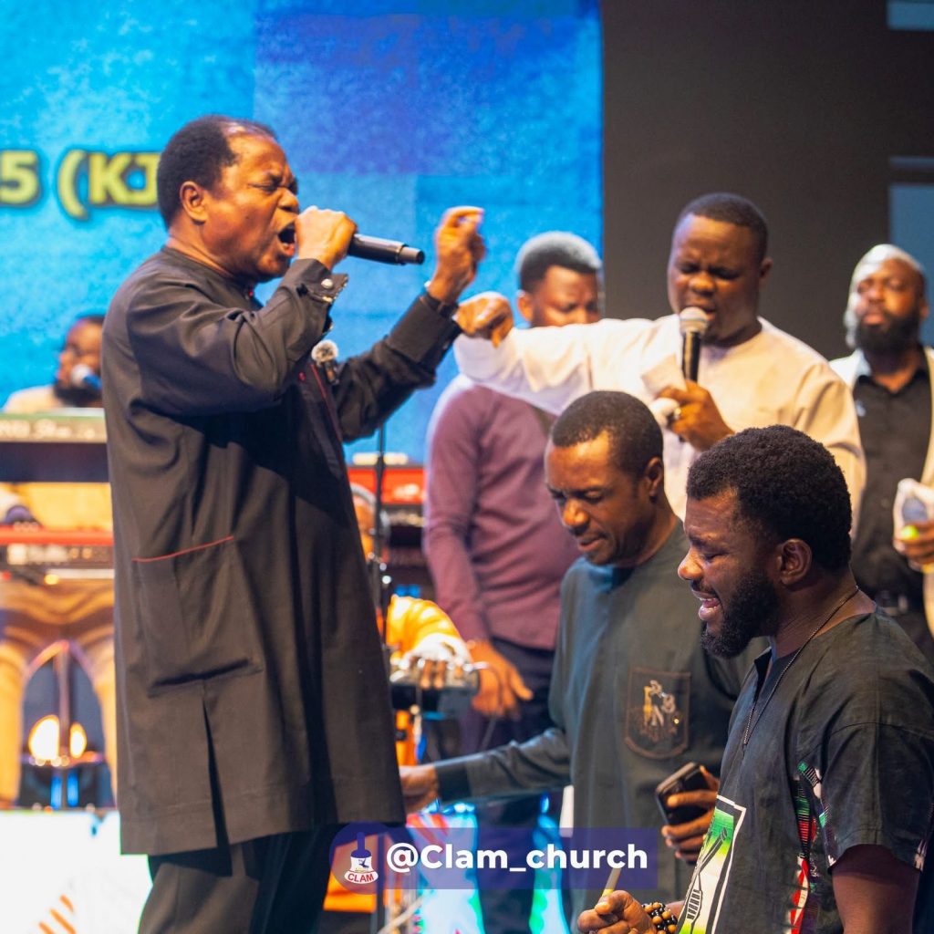 The Fathers’ Anointing: A Defining Night at Hallelujah Challenge As Pastor Wole Oladiyun Ministers 3 IMG 20251030 WA0034