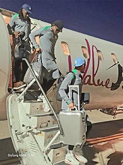 Read more about the article Super Eagles Stranded in Angola After Aircraft Suffers Cracked Windscreen