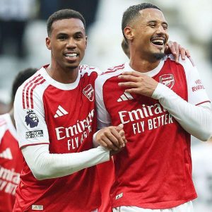 Can Arsenal's Defence Lead Them to Title Glory? 2 image 131