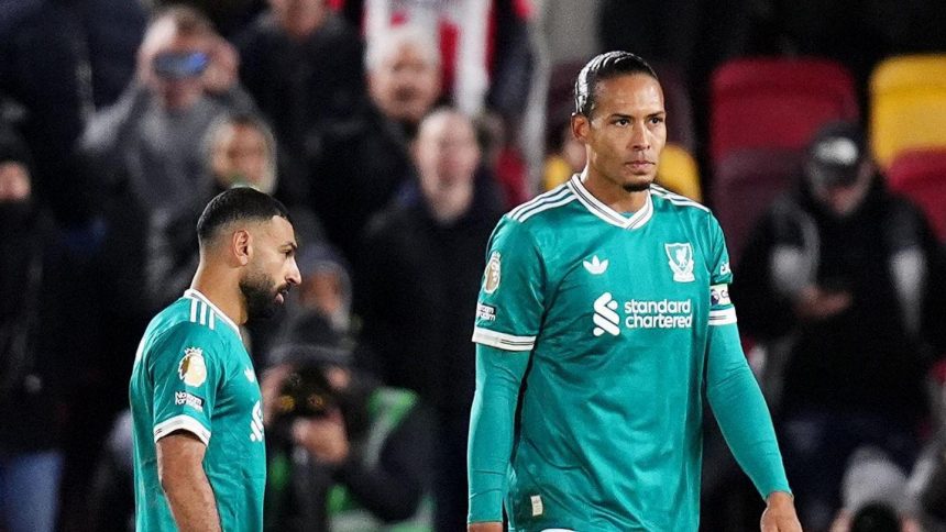 Rooney says Struggling Liverpool Lack Leadership 1 image 153