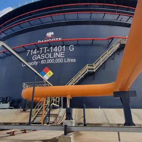 Read more about the article Price War: Depot Owners in Trouble as Dangote Refinery Resumes Bulk Sales at N877 Per Litre