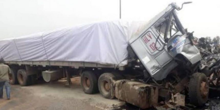truck 2048x1024 1
