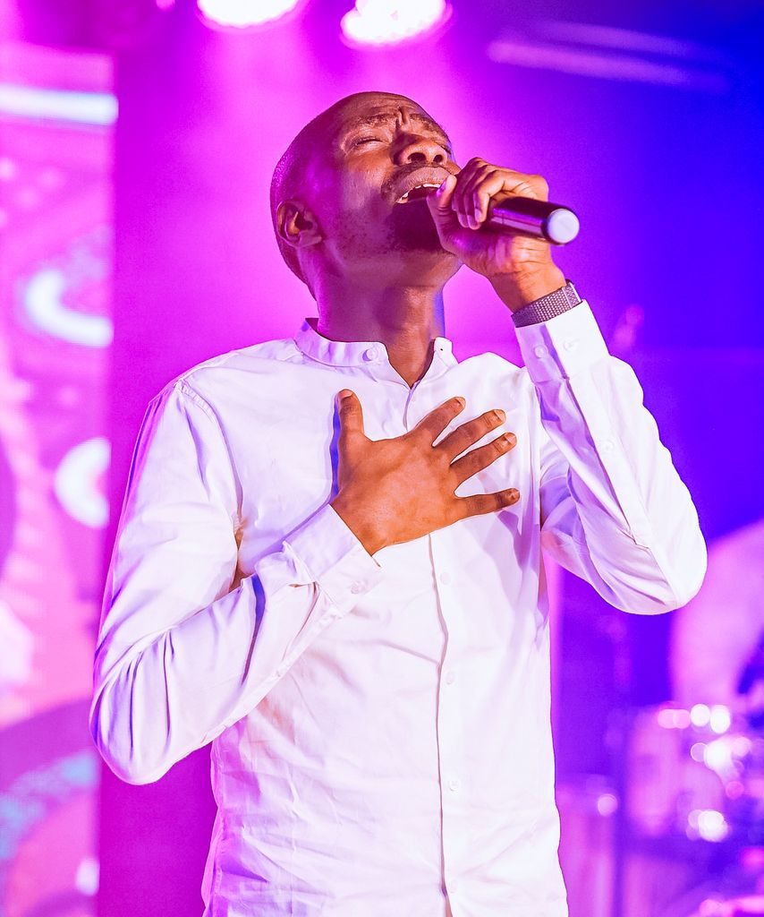 Odunayo Oke: Nigerian Gospel Artist, Songwriter, and Music Minister 4 1000473667