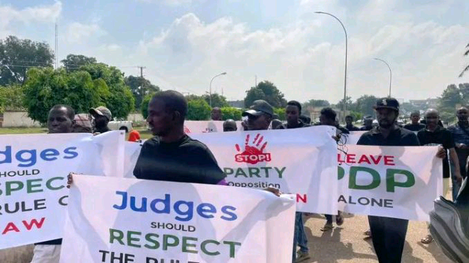 17624365349427517371252396471007 678x3812 1