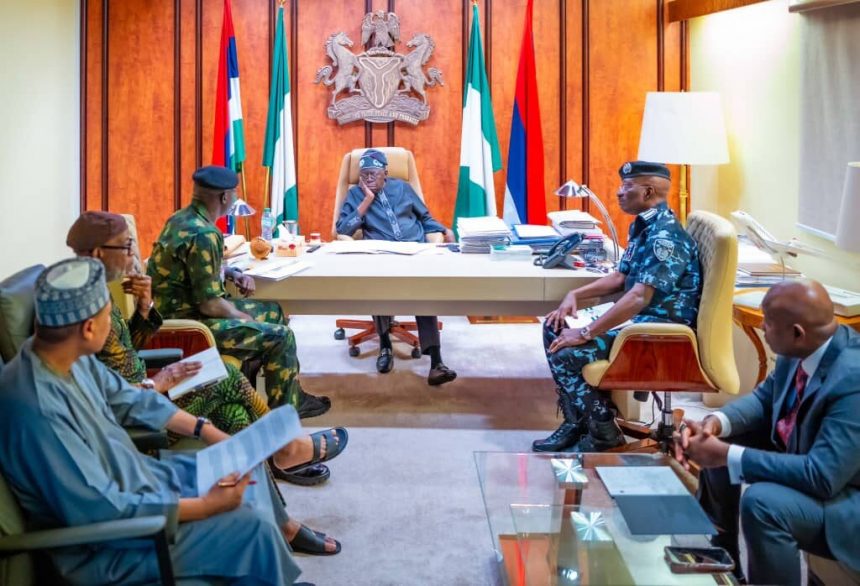 Tinubu in emergency Security meeting with service chiefs