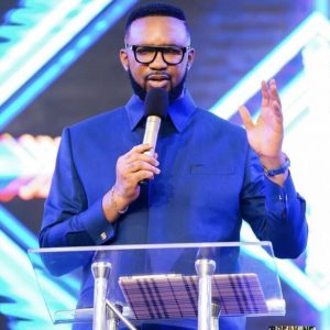 G8FF9dlW8AEF4Bu 1 739x1024 1