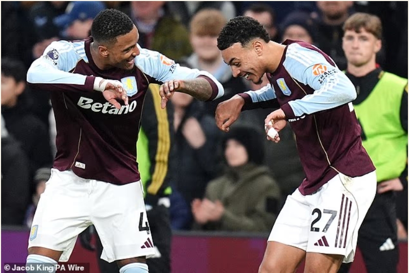 Screenshot 21 12 2025 21303 https www.dailymail.co .uk