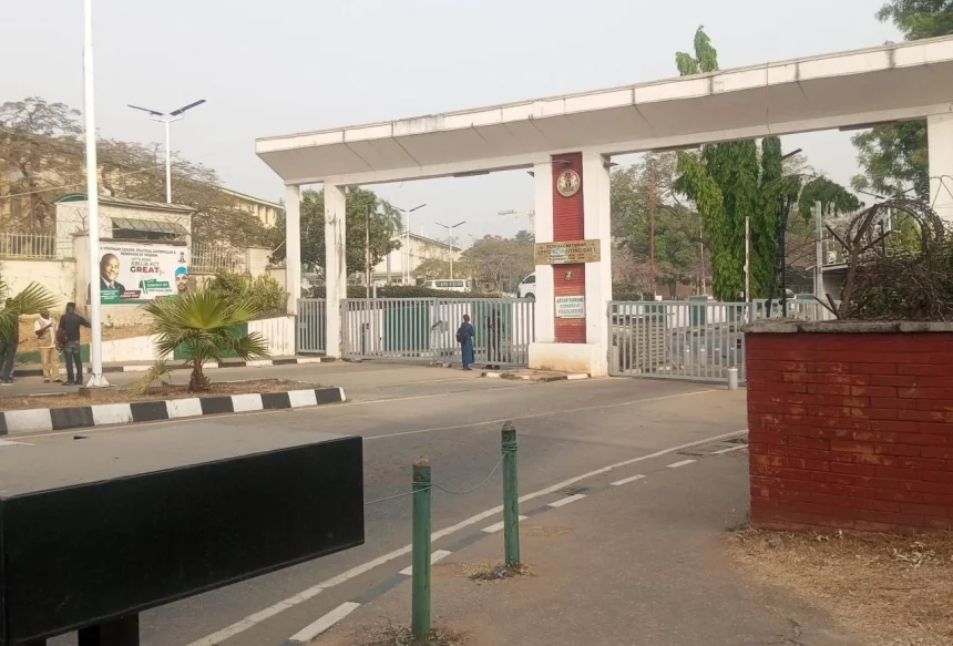 015095ea 6f6f 4b51 9d5b 5ad395aaac50