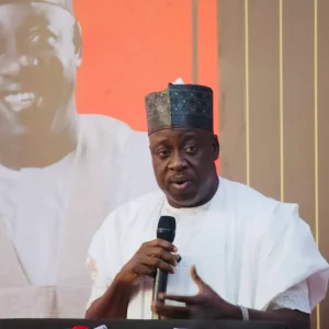 Bolaji Abdullahi 1 1376x911 1