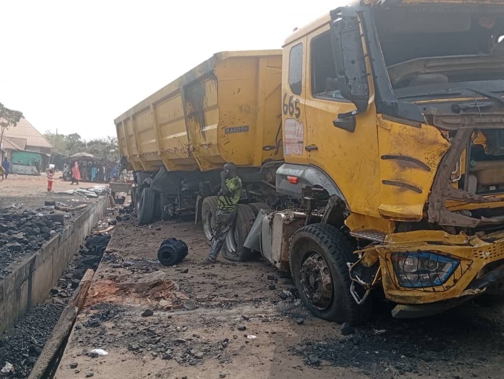 12 Killed, Three Injured as Truck Rams into Multiple Vehicles ...