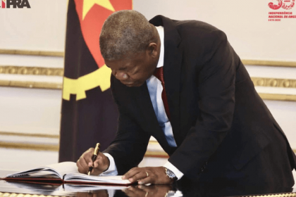 Joao Manuel Goncalves Lourenco 1